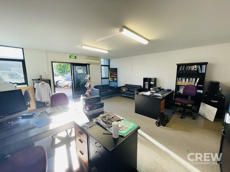 Click to view all images Arundel QLD 4214 - Image 3