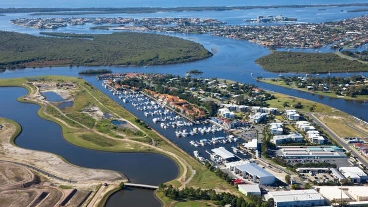 2b/9 John Lund Drive Hope Island QLD 4212 - Image 1
