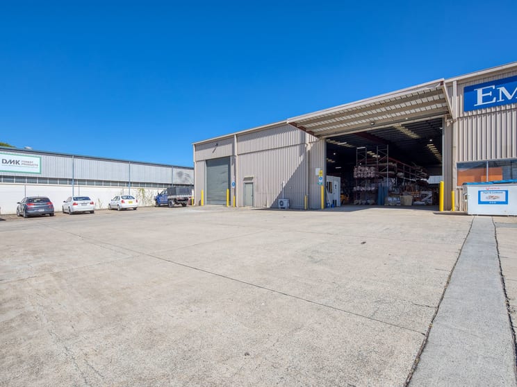 Click to view all images 5 Hurricane Street Banyo QLD 4014 - Image 3