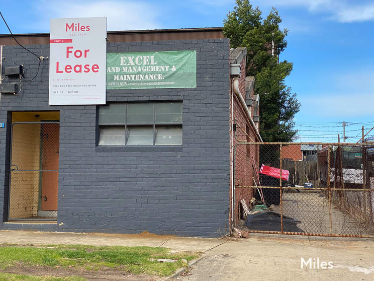 Click to view all images 4/179 Bamfield Road Heidelberg West VIC 3081 - Image 1