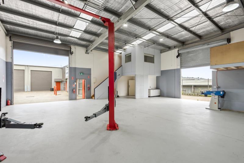 Click to view all images Unit 7, 9-11 Leather Street/Unit 7, 9-11 Leather Street Breakwater VIC 3219 - Image 3