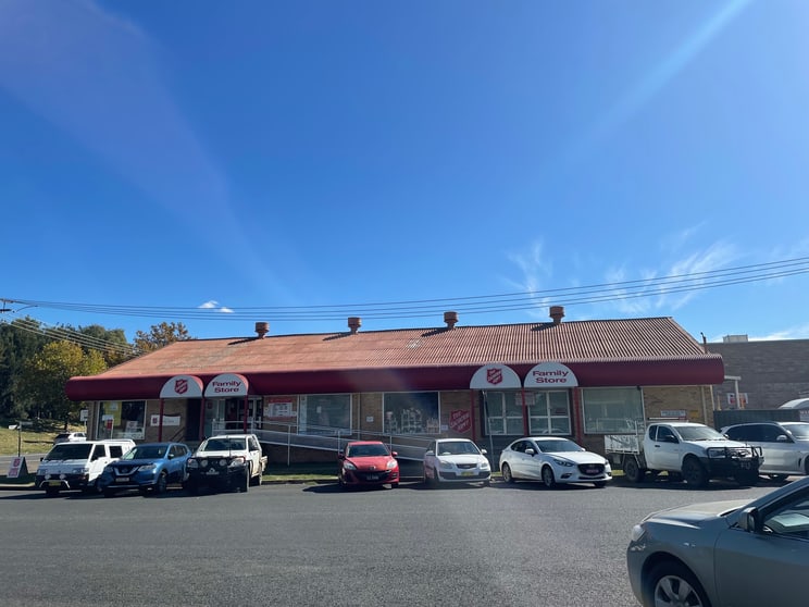 186 Peel Street Tamworth NSW 2340 - Image 2