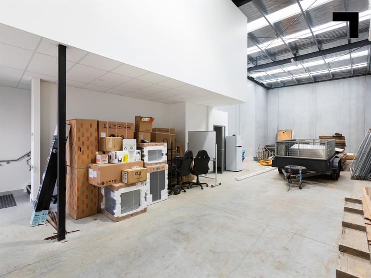 4/54 Merrindale Drive Croydon South VIC 3136 - Image 2