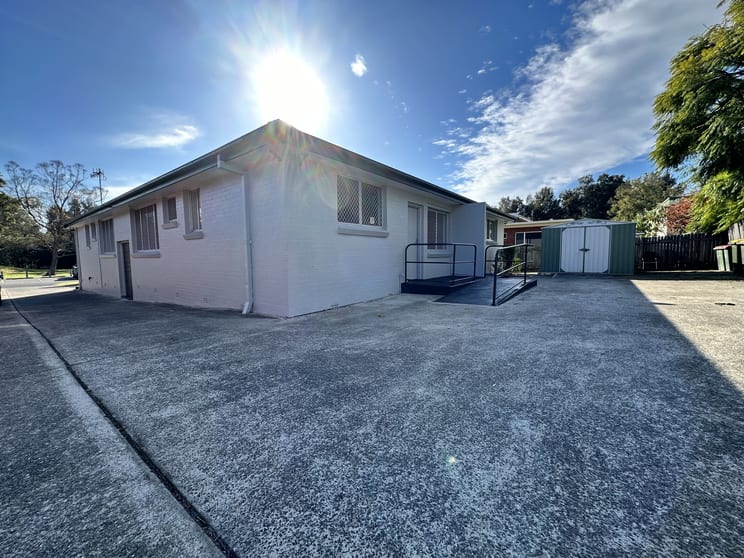 8 McGrath Avenue Nowra NSW 2541 - Image 2
