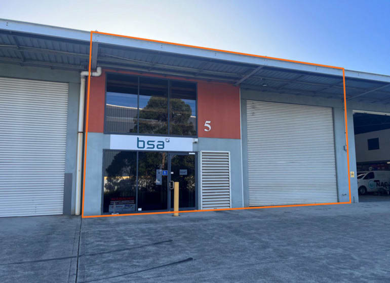 Click to view all images Unit 5/20 Spit Island Close Mayfield West NSW 2304 - Image 1