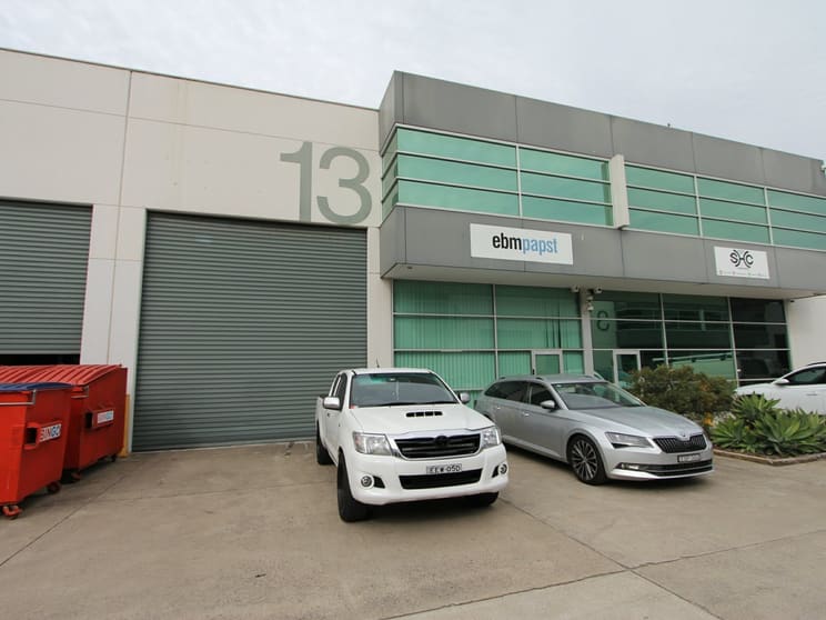 Click to view all images 13/19 Aero Road Ingleburn NSW 2565 - Image 2