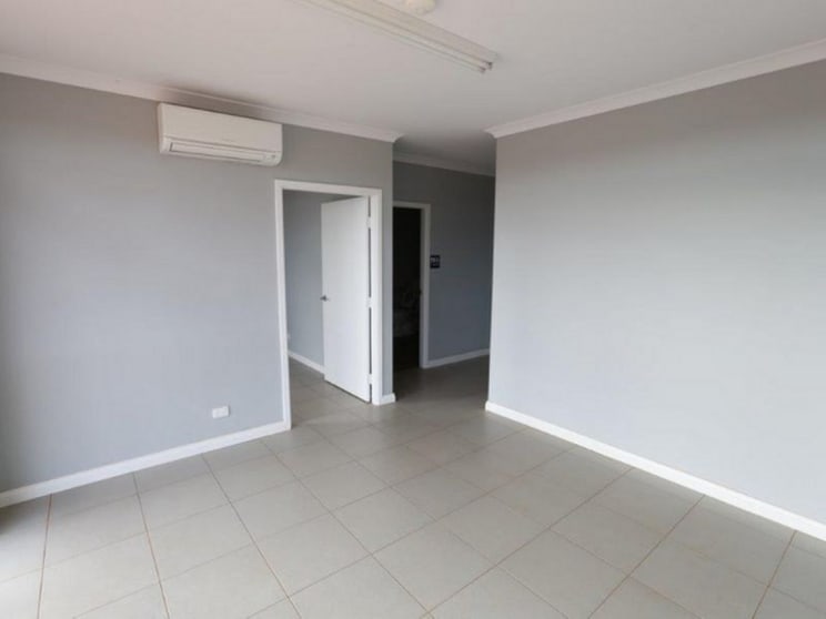 6/37 Pinnacles Street Wedgefield WA 6721 - Image 3