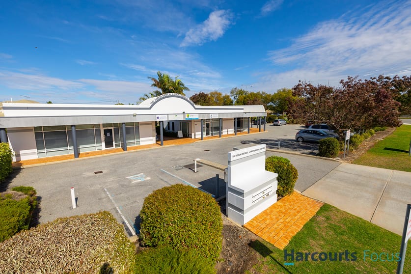 Click to view all images Unit 2/2 Madeira Road Parkwood WA 6147 - Image 2