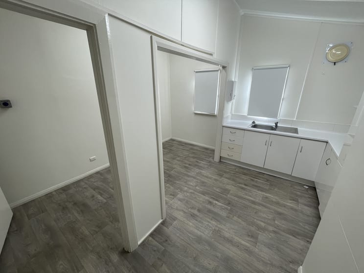 Click to view all images 167 Spencer Street South Bunbury WA 6230 - Image 3