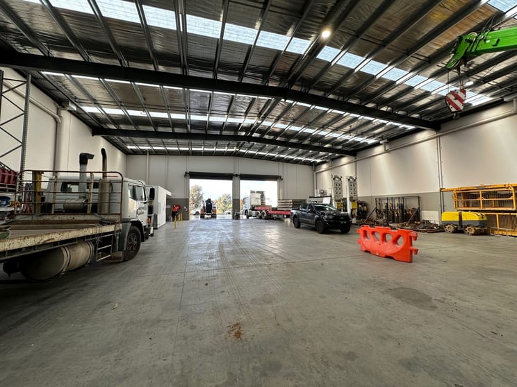 152 Jersey Drive Epping VIC 3076 - Image 2
