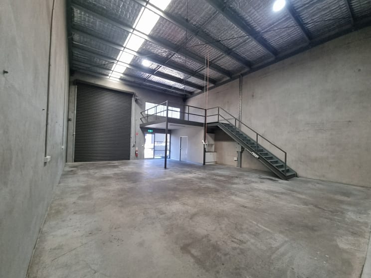 Click to view all images 15/8 Gibbens Road West Gosford NSW 2250 - Image 3
