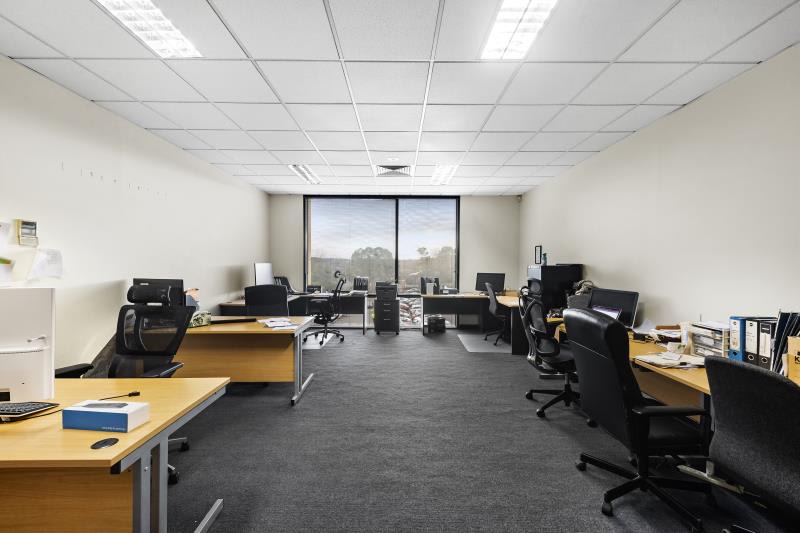 79 Manningham Bulleen VIC 3105 - Image 3