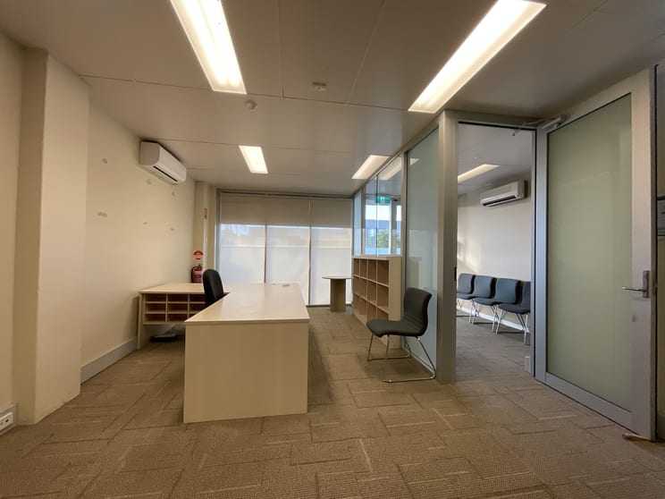 Click to view all images 100 Yambil Street Griffith NSW 2680 - Image 3