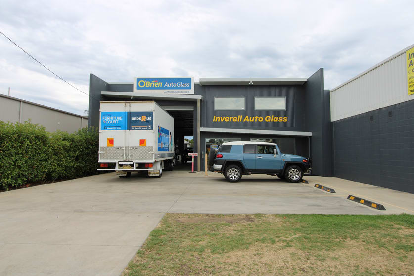 25 Oliver Street Inverell NSW 2360 - Image 1