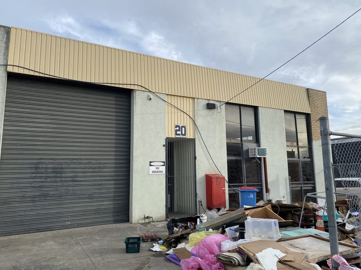 Click to view all images 20 James Street Clayton South VIC 3169 - Image 1