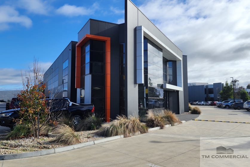 Click to view all images 6 Axis Crescent Dandenong South VIC 3175 - Image 2