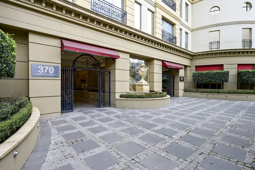 Level 4, 412/370 St Kilda Rd Melbourne VIC 3004 - Image 1