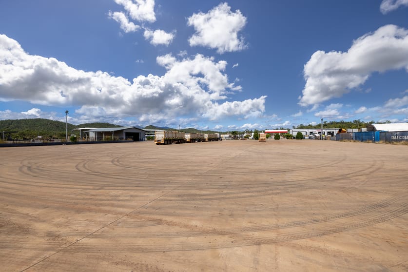 2-6 Curley Circuit Roseneath QLD 4811 - Image 3