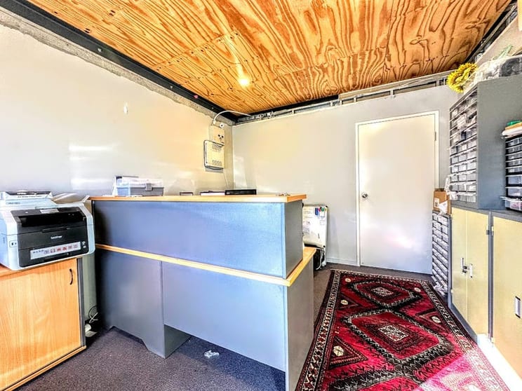 Click to view all images 55 Commerce Circuit Yatala QLD 4207 - Image 3