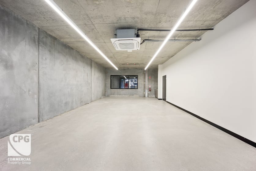 Click to view all images Showroom 2/38 Cawarra Road Caringbah NSW 2229 - Image 2