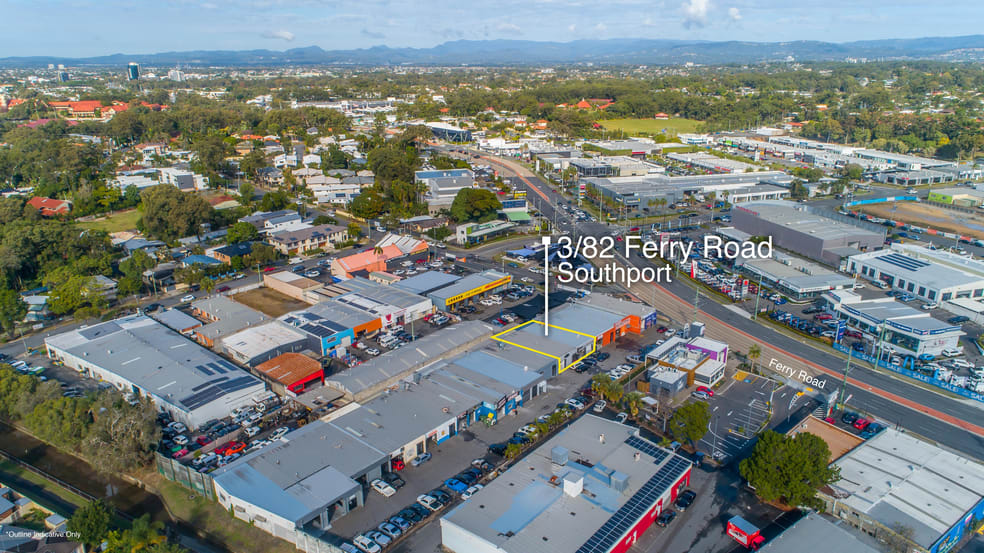 Click to view all images 3/82 Ferry Road Southport QLD 4215 - Image 2