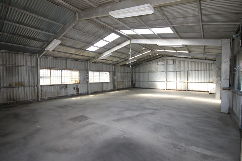 Click to view all images 4/125 Russell Street Cleveland QLD 4163 - Image 2