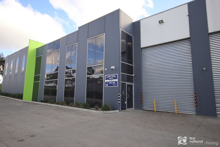 2/1445 South Gippsland Cranbourne VIC 3977 - Image 1
