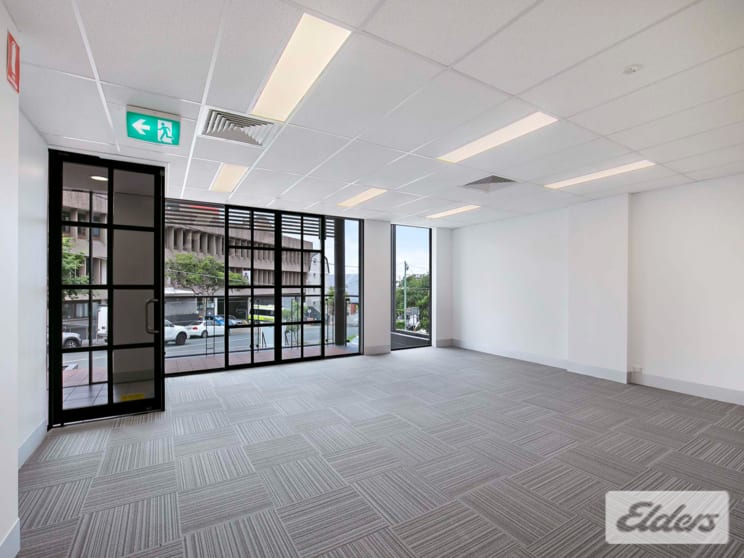 Click to view all images 232 Boundary Street Spring Hill QLD 4000 - Image 2
