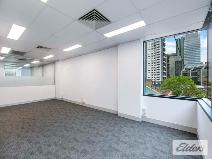 Click to view all images 232 Boundary Street Spring Hill QLD 4000 - Image 3