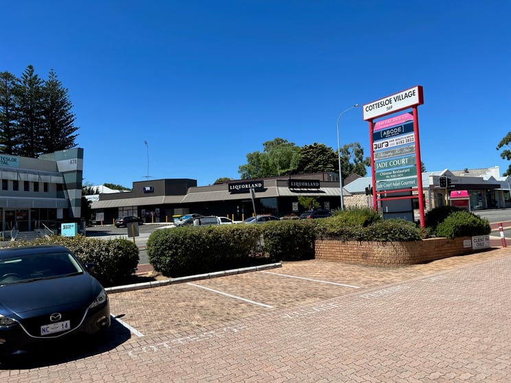 Click to view all images 3/569 Stirling Highway Cottesloe WA 6011 - Image 2
