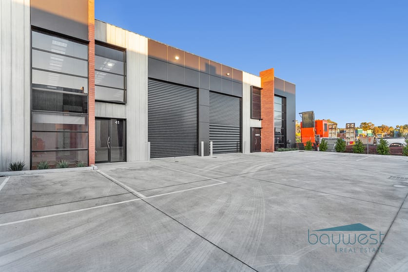Click to view all images 41 Star Point Place Hastings VIC 3915 - Image 1