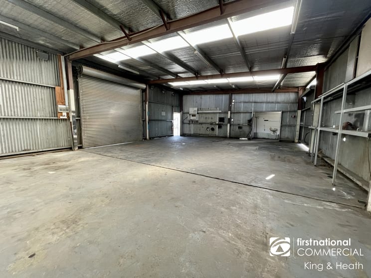 3/627 Main Street Bairnsdale VIC 3875 - Image 3