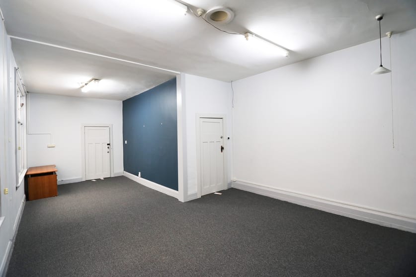 Click to view all images Offices 6 & 7/96-102 St John Street Launceston TAS 7250 - Image 1