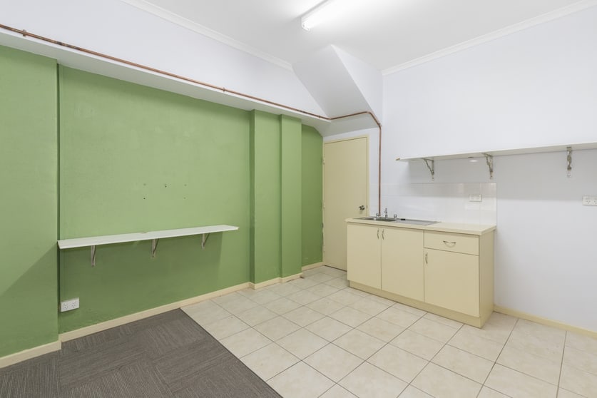 Click to view all images 143 Parkers Road Parkdale VIC 3195 - Image 2