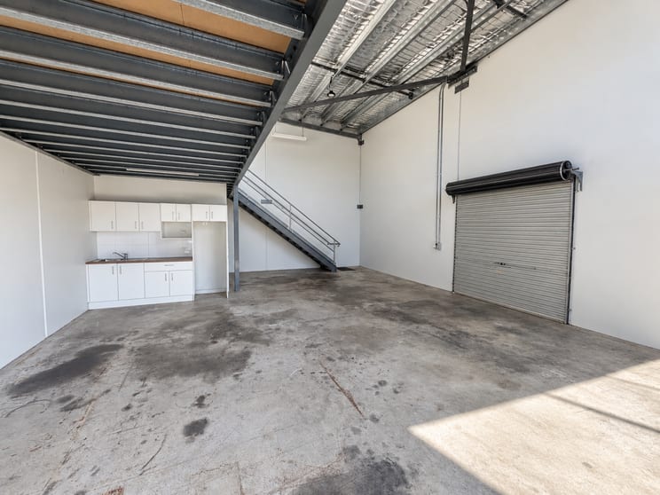 Click to view all images 4/18-20 Naru Street Chinderah NSW 2487 - Image 2