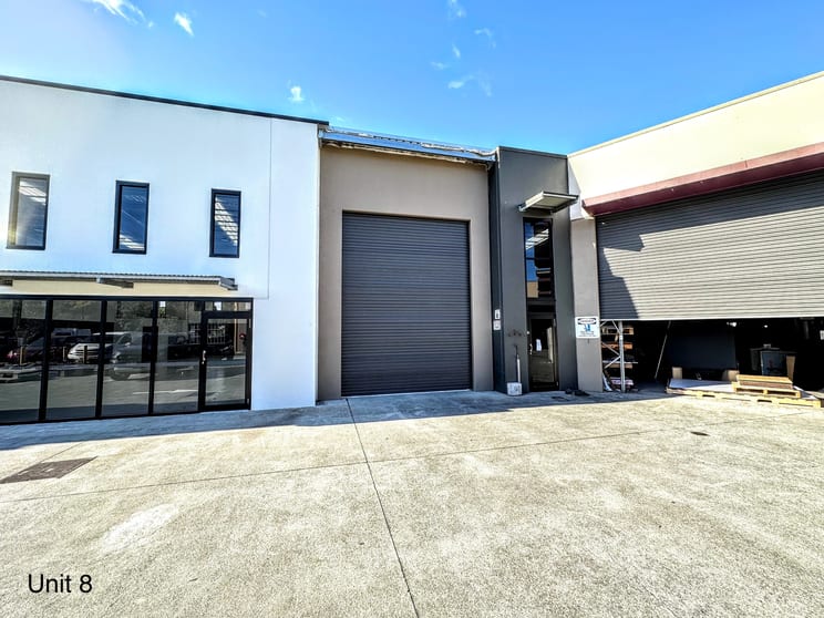 Click to view all images 8 and 9/12 Township Drive Burleigh Heads QLD 4220 - Image 1