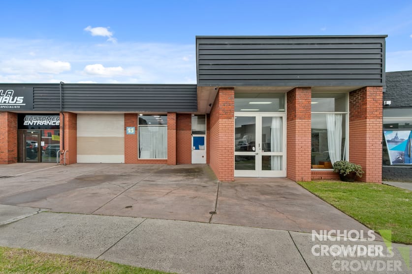 25 New Street Frankston VIC 3199 - Image 1