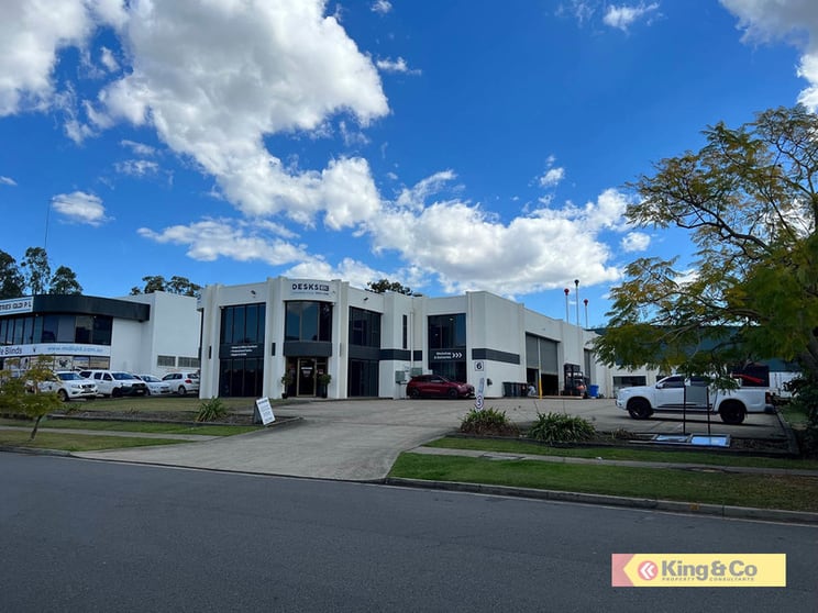 1/6 Devlan Street Mansfield QLD 4122 - Image 1