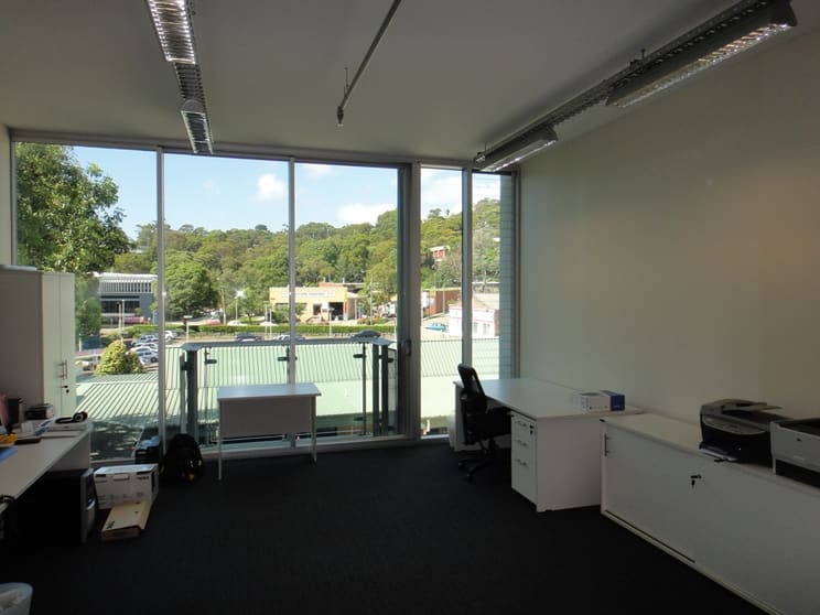 Click to view all images 133/117 Old Pittwater Road Brookvale NSW 2100 - Image 3