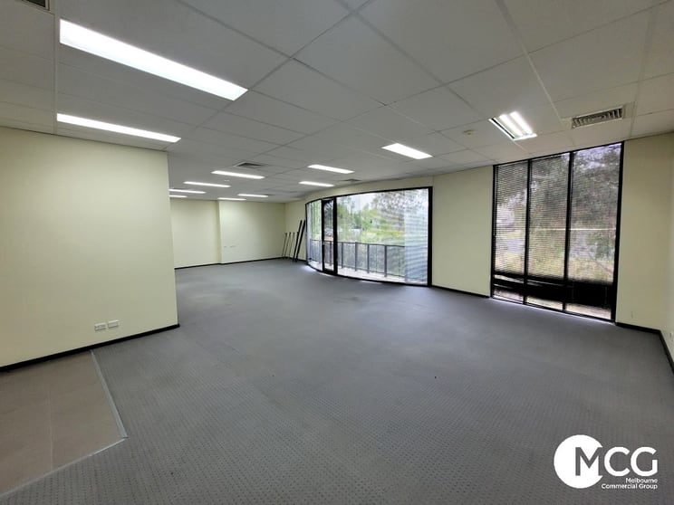 Suite 4/7-9 Mallett Road Tullamarine VIC 3043 - Image 2
