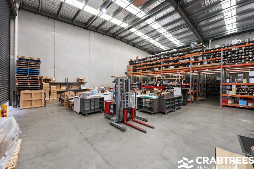 Click to view all images 8/39 Howleys Road Notting Hill VIC 3168 - Image 2