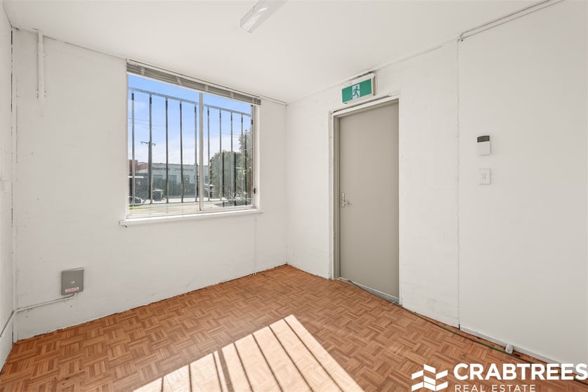 1/10 Kareela Street Mordialloc VIC 3195 - Image 3