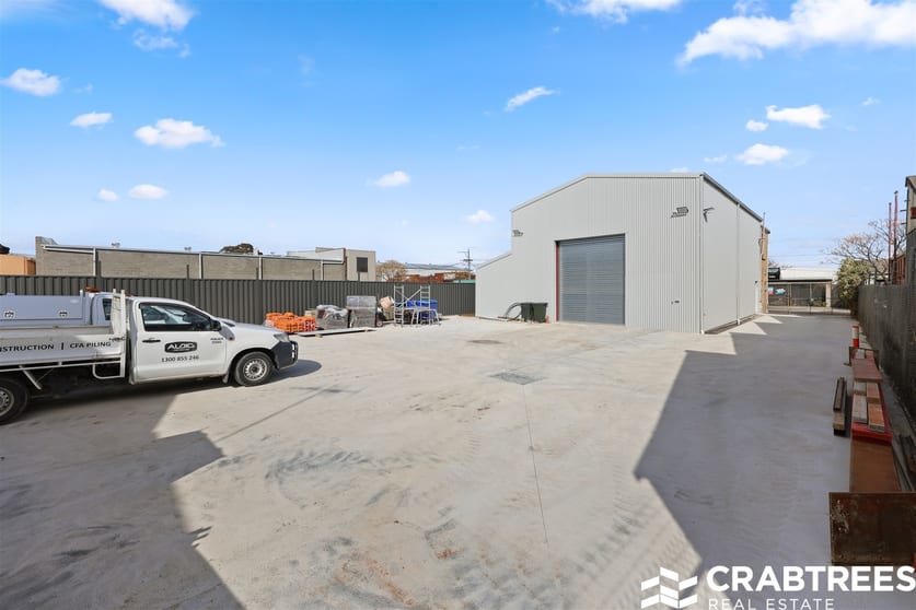 19 Manton Road Oakleigh South VIC 3167 - Image 2