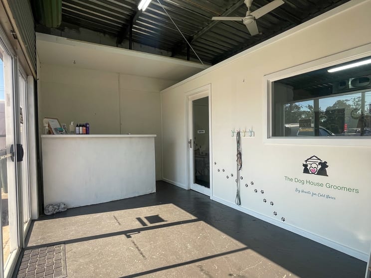 Click to view all images 3/3 Tumbi Creek Road Berkeley Vale NSW 2261 - Image 2