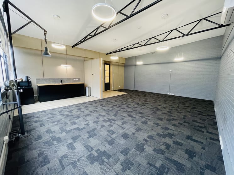 Click to view all images 2/221 Liverpool Street Hobart TAS 7000 - Image 1