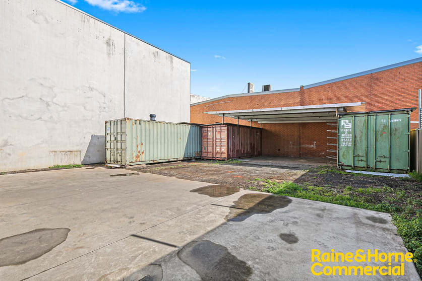 Click to view all images 15 Seddon Street Bankstown NSW 2200 - Image 2