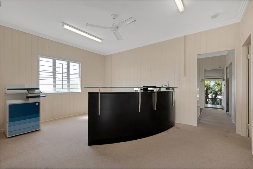 Click to view all images Suite 4/6 Emerald Street Cooroy QLD 4563 - Image 3