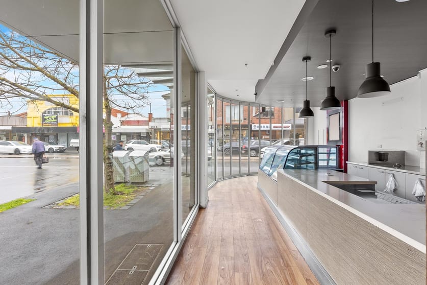 Click to view all images Shop 4, 379-381 Whitehorse Road Balwyn VIC 3103 - Image 1