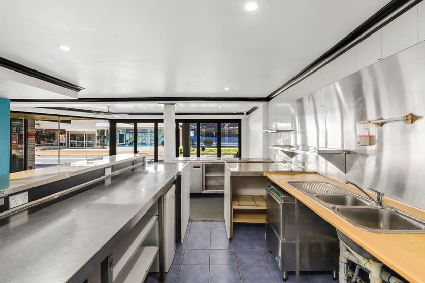 Shop B/170 Mann Street Gosford NSW 2250 - Image 3