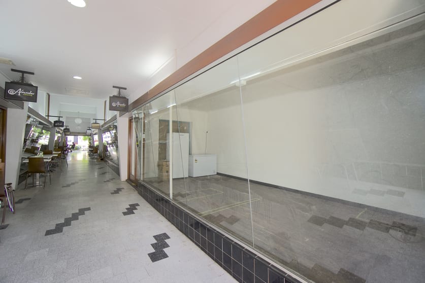 8/176 Bourbong Street Bundaberg Central QLD 4670 - Image 2